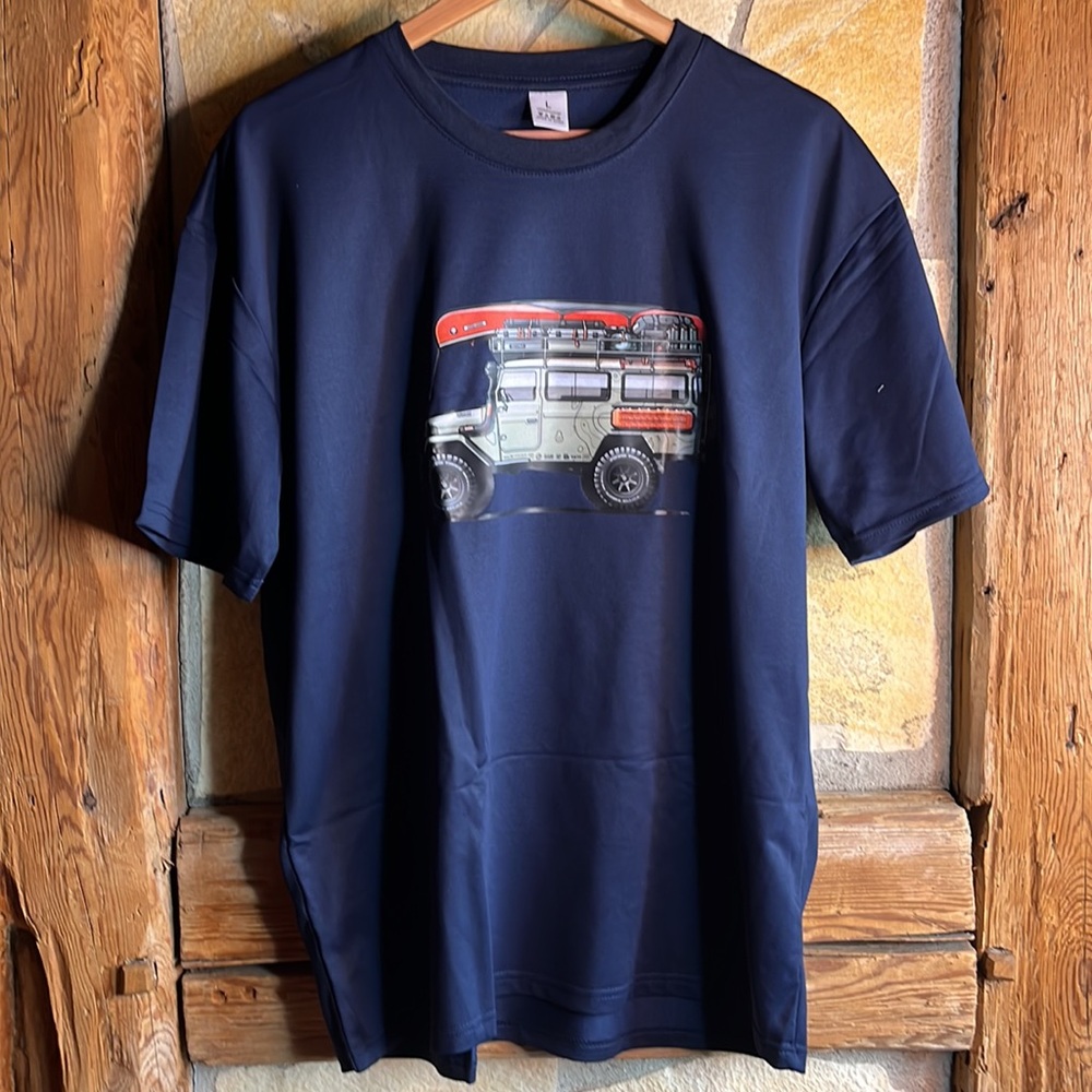 ๐ SOLD ๐ Land Rover Defender Style Tee ๐ซถ - Picture 9 of 13